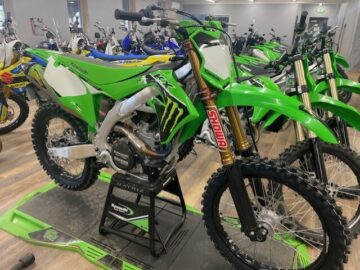 KX450SR – SPECIAL EDITION FACTORY RACER SAVE $2000