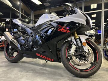 Used 2019 Suzuki Sportbike Motorcycle GSXR 750