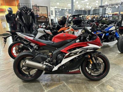 Used 2014 Yamaha Sportbike Motorcycle YZF-R6