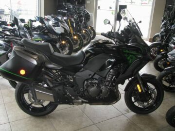 New 2023 Kawasaki Touring Motorcycle Versys® 1000 SE LT+