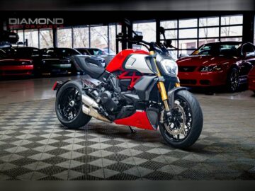Used 2021 Ducati Cruiser Motorcycle Diavel
