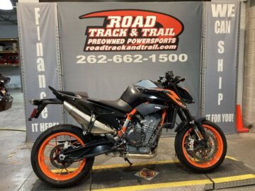 Used 2022 KTM 890 Duke R