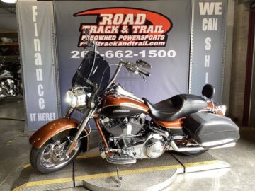 2008 Harley-Davidson FLHRSE4 – Road King Screamin Eagle 105th