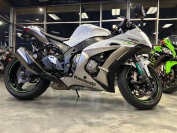 Used 2017 Kawasaki Ninja ZX10R