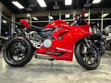Used 2022 Ducati Panigale V2