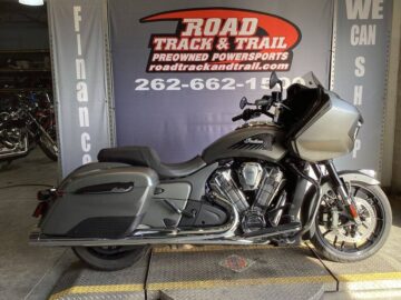 2021 Indian Motorcycle Challenger Titanium Smoke