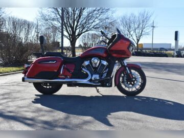 Used 2021 Indian Motorcycle® Cruiser Motorcycle Challenger® Limited Ruby Metallic
