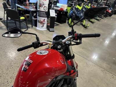 Used 2022 Benelli Standard Motorcycle 302S