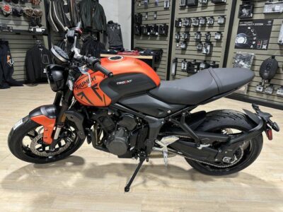 New 2023 Triumph Standard Motorcycle Trident 660 Matte Baja Orange / Matte Storm Grey