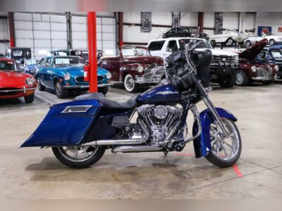 Used 2012 Harley Davidson Touring Motorcycle FLXH Street Glide Custom