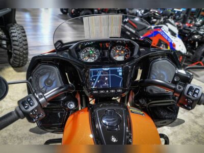 New 2024 Indian Motorcycle® Cruiser Motorcycle Challenger® Dark Horse® Icon Sunset Orange