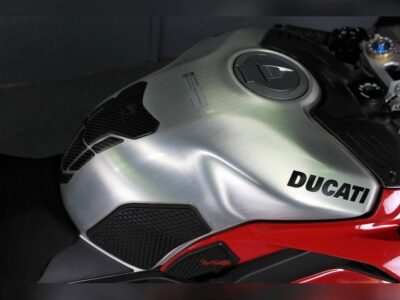 Used 2020 Ducati Sportbike Motorcycle Panigale V4 R Red