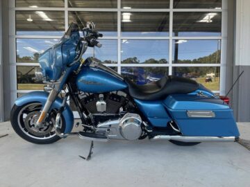 Used 2009 Harley-Davidson® Touring Motorcycle FLHX – Street Glide®