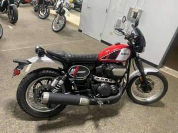 Used 2017 Yamaha Standard Motorcycle SCR950